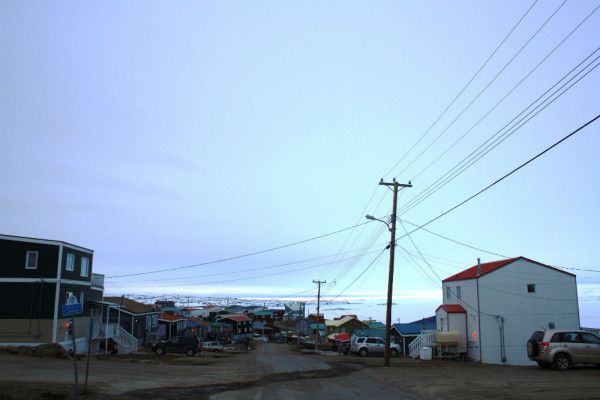 Iqaluit in the evening sun © WWF-Canada/ Riannon John