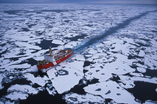 Brise-glace canadien, mer de Beaufort, É.-U.