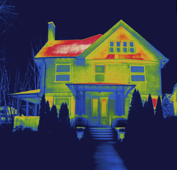 Thermal image of a house in New Haven, USA
