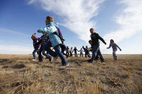 Children playing, Grasslands National Park, Saskatchewan, Canada © WWF / Troy Fleece