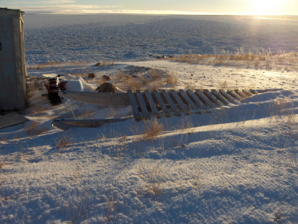 A komatik, a traditional Inuit sled, lies on the beach of Baker Lake, Nunavut, Canada. © Monte HUMMEL / WWF-Canada