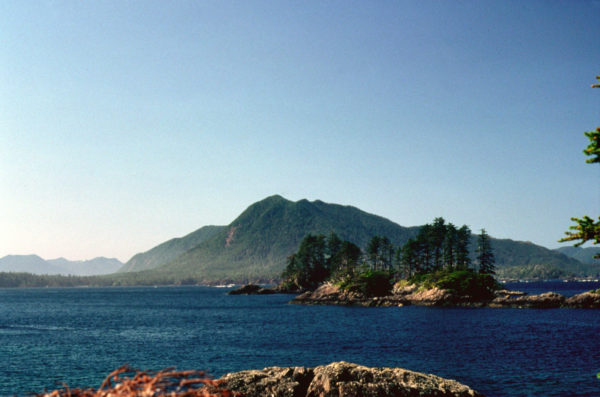 Moresby Island coastline, Queen Charlotte Islands/Haida Gwaii, British Columbia, Canada. © Kevin McNamee / WWF-Canada
